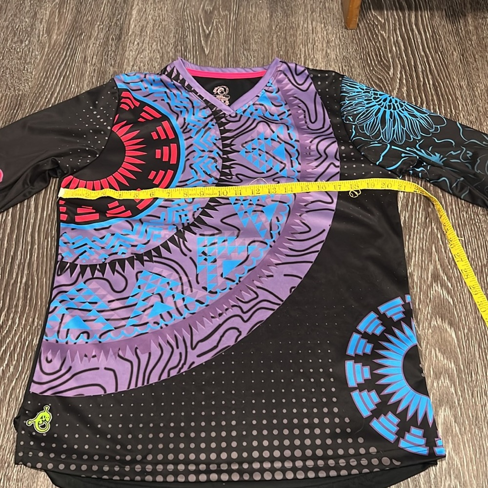 Top - geko. - Picture 16 of 16